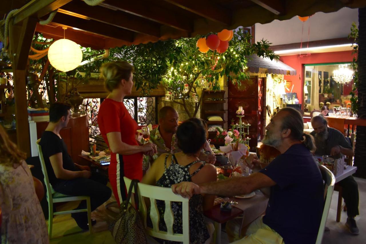 Nensie's Boutique Antalya