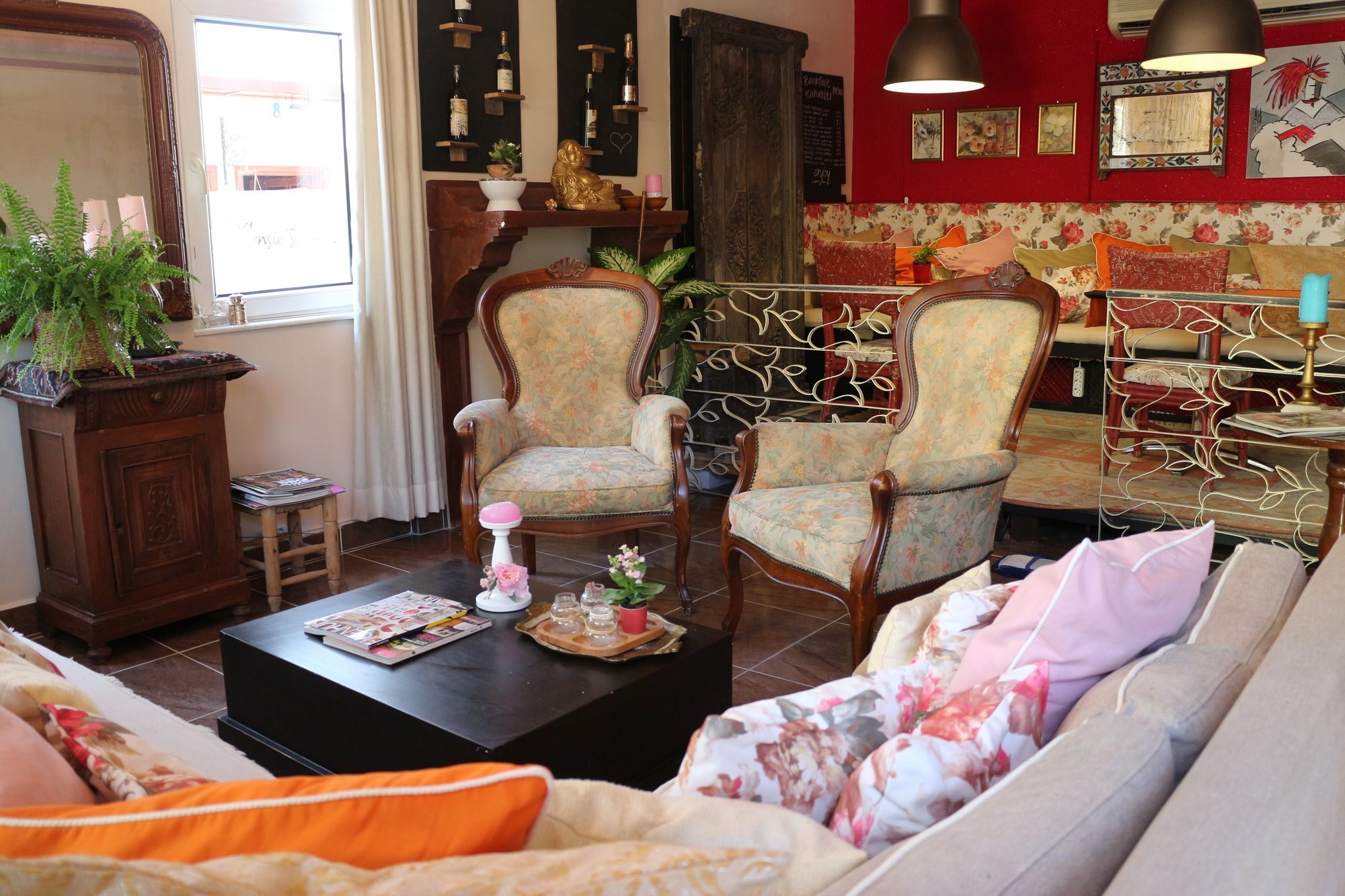 Nensie's Boutique Otel 2*